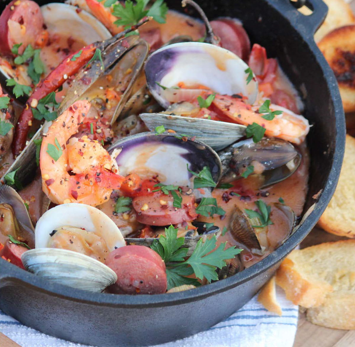 Spicy Shellfish with Smoked Sausage