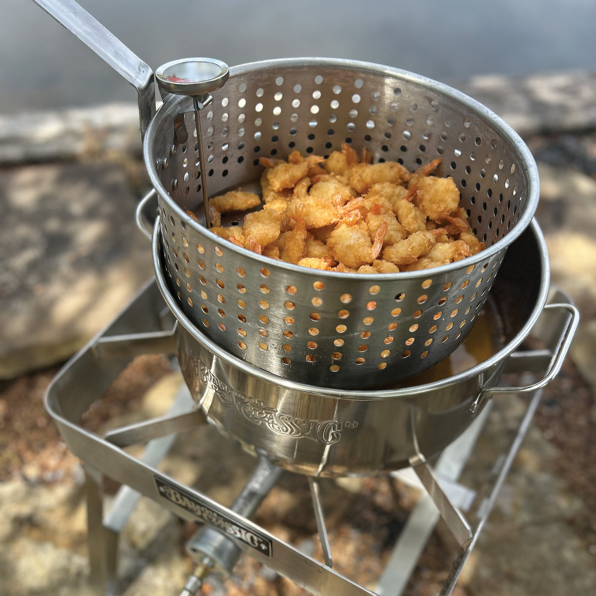Stainless Fry Pot and Cooker with fried shrimp outside
