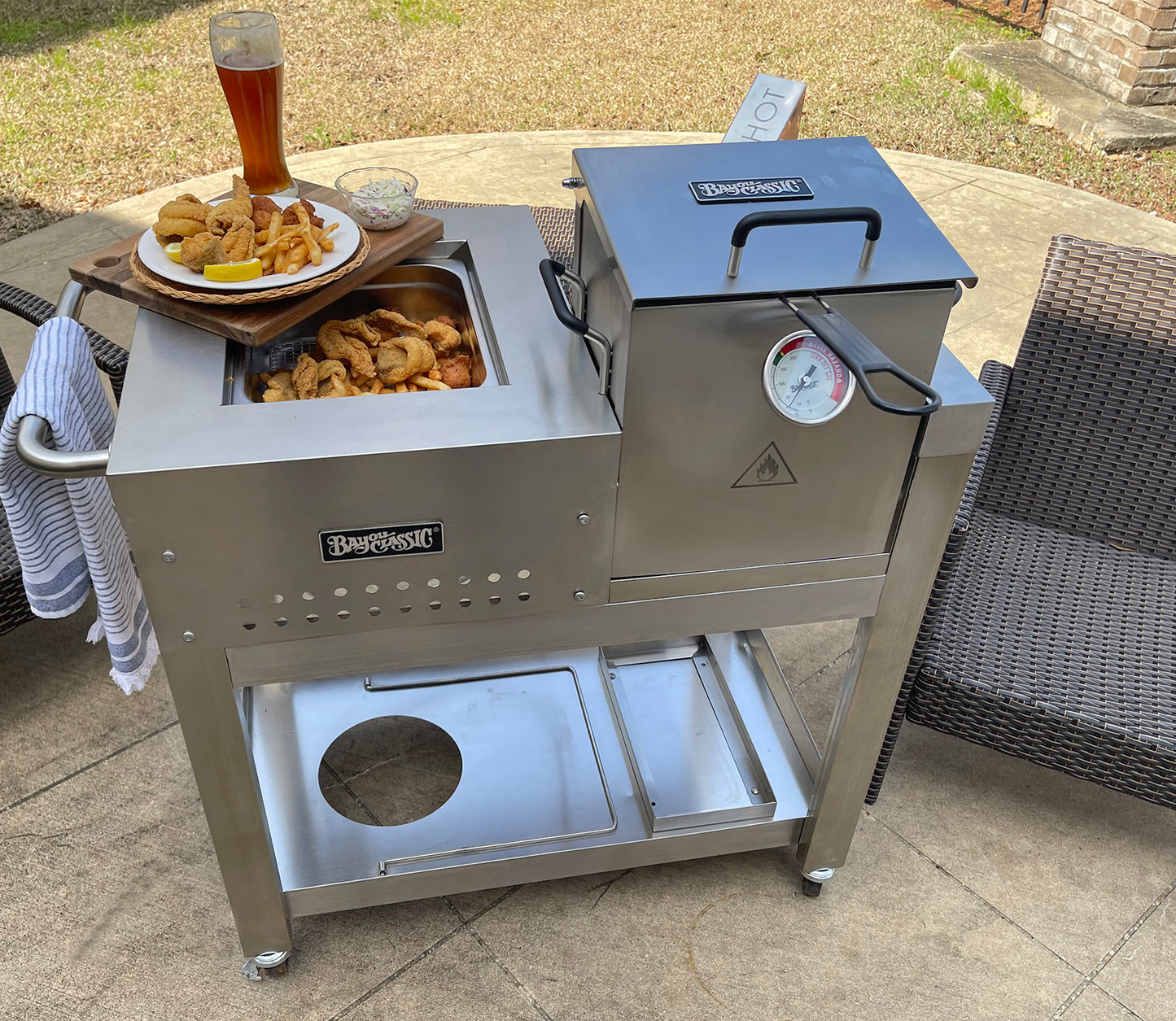 2.5-gal Stainless Bayou® Fryer with Workstation