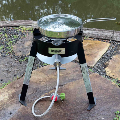 https://www.bayouclassic.com/cdn/shop/files/skilletandcooker_large.jpg?v=1684178668