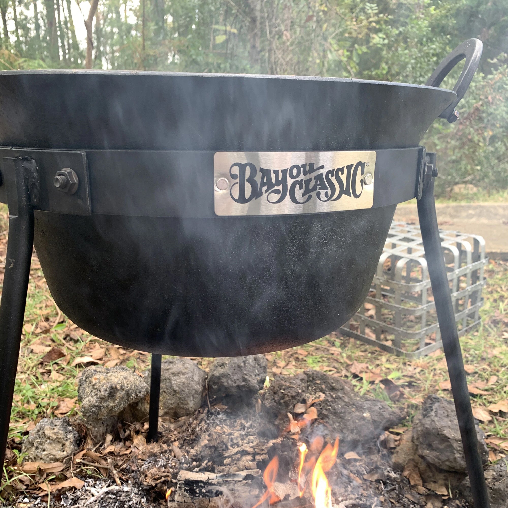 Bayou Classic CI7455 14 inch Cast Iron Gypsy Jambalaya Cooking Pot, Black